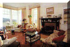 Lounge_AU.jpg (11675 Byte)